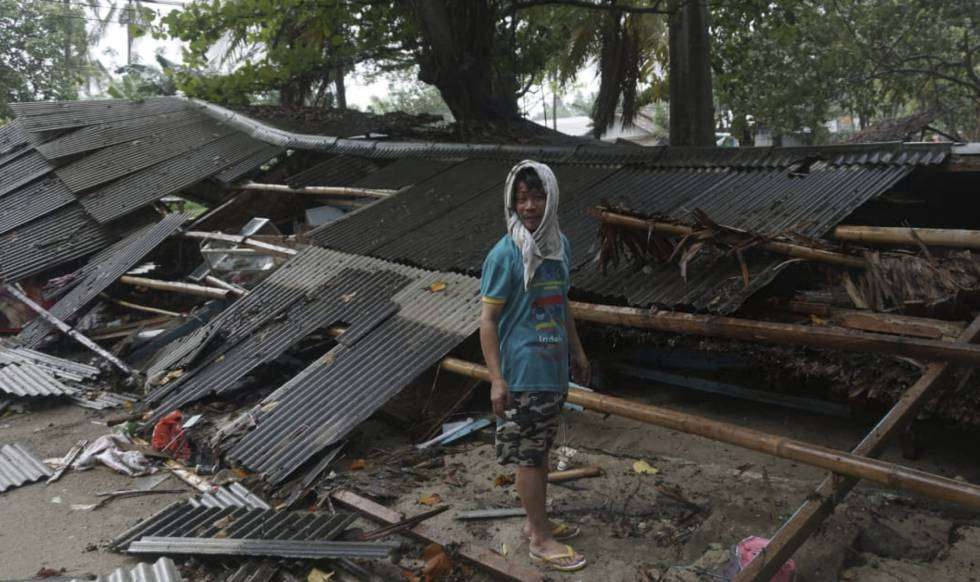 Un tsunami provoca al menos 168 muertos y casi 750 heridos en Indonesia