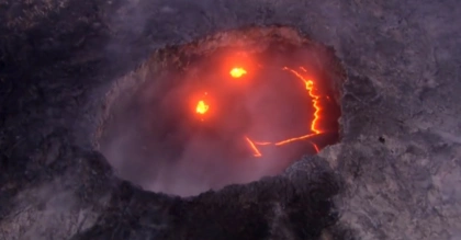 El volcán que sonríe parece sacado de Pixar, pero es real (hay una explicación científica)